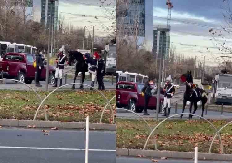 VIDEO: Jandarm cercetat disciplinar, după ce a căzut de pe cal înaintea paradei de 1 Decembrie